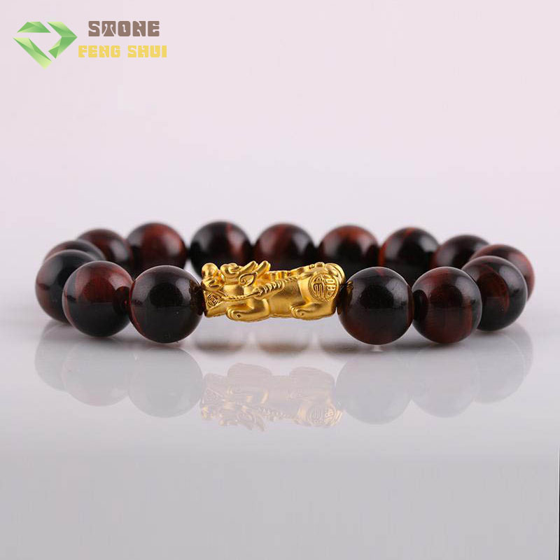 Vòng Tay Phong Thủy Đá Mắt Hổ màu nâu đỏ kích thước 12 ly Mix Charm Tỳ Hưu Tài Lộc Vàng 24k