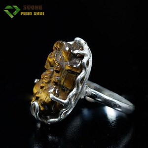 Nhẫn bạc phong thủy Tỳ Hưu Mắt hổ VIP