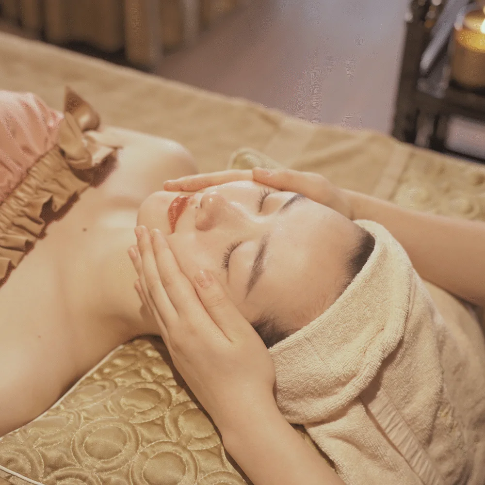 Massage trị liệu & thư giãn